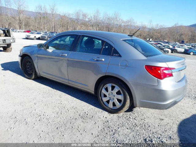 Photo 2 VIN: 1C3CCBAB3EN231375 - CHRYSLER 200 