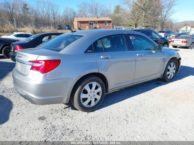 Photo 3 VIN: 1C3CCBAB3EN231375 - CHRYSLER 200 