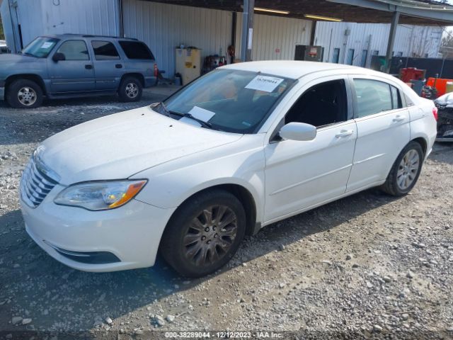 Photo 1 VIN: 1C3CCBAB4CN273292 - CHRYSLER 200 