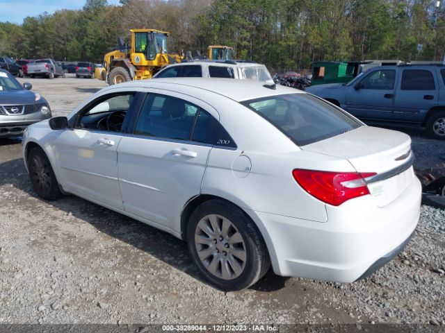 Photo 2 VIN: 1C3CCBAB4CN273292 - CHRYSLER 200 