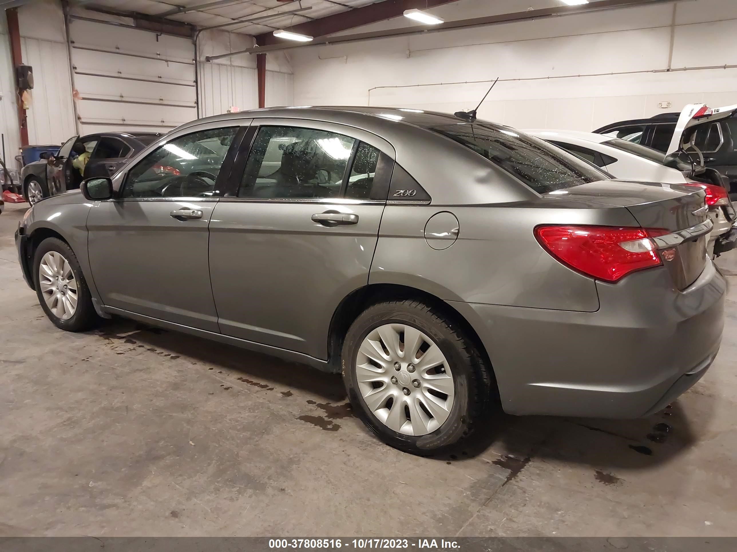 Photo 14 VIN: 1C3CCBAB4CN305965 - CHRYSLER 200 