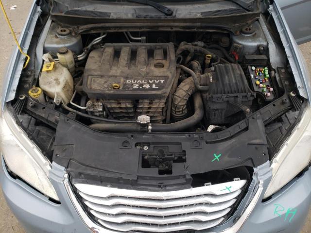 Photo 10 VIN: 1C3CCBAB4DN640080 - CHRYSLER 200 LX 