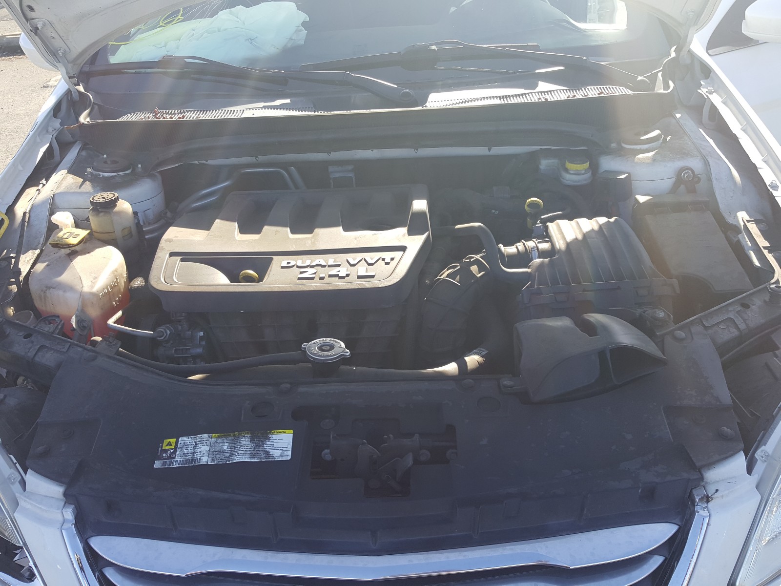 Photo 6 VIN: 1C3CCBAB4DN669255 - CHRYSLER 200 LX 