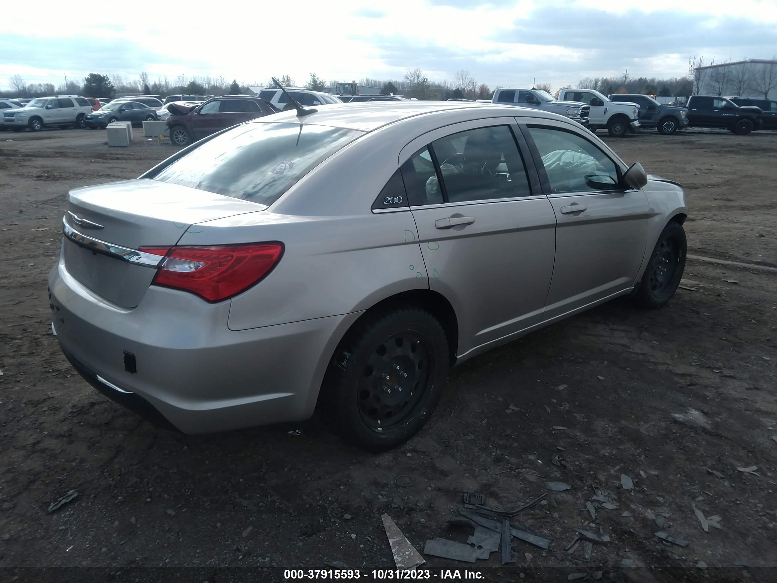 Photo 3 VIN: 1C3CCBAB4DN685858 - CHRYSLER 200 