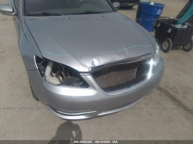 Photo 5 VIN: 1C3CCBAB4DN698397 - CHRYSLER 200 