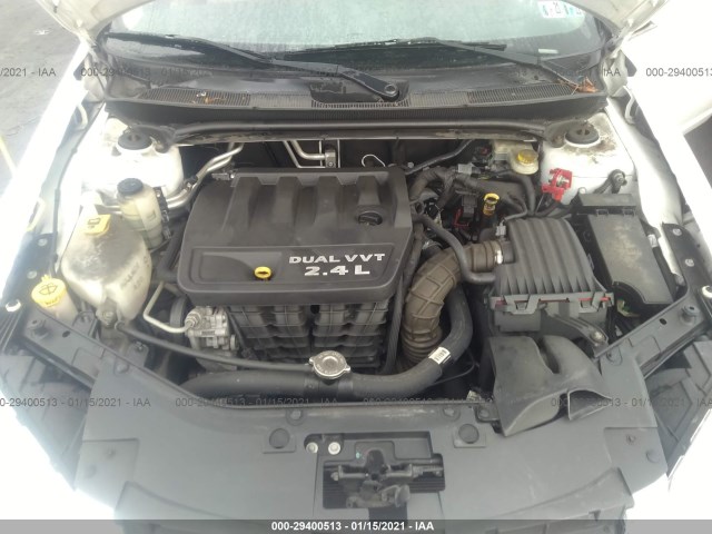 Photo 9 VIN: 1C3CCBAB4DN698450 - CHRYSLER 200 