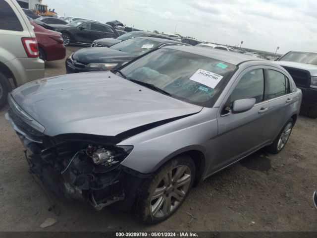 Photo 1 VIN: 1C3CCBAB4DN733245 - CHRYSLER 200 