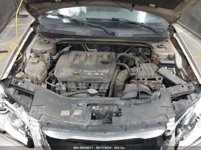 Photo 9 VIN: 1C3CCBAB4EN123069 - CHRYSLER 200 