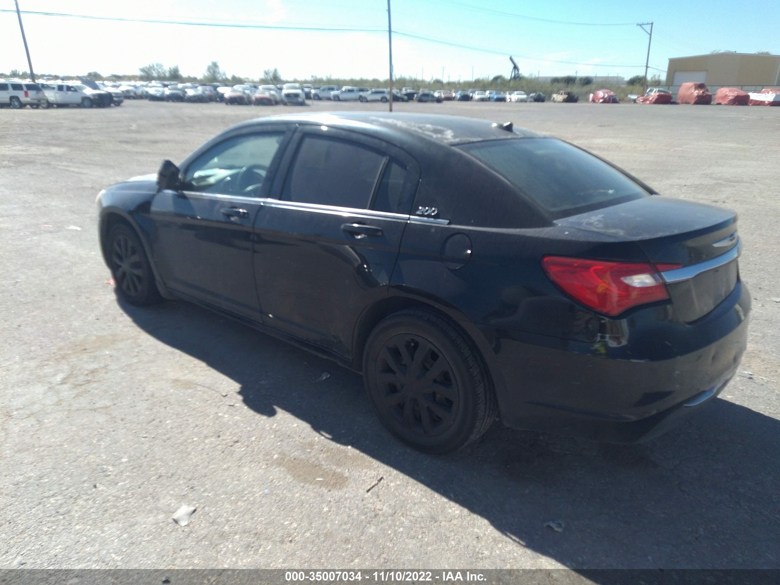 Photo 2 VIN: 1C3CCBAB4EN124769 - CHRYSLER 200 