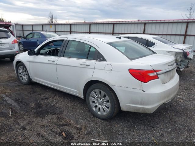 Photo 2 VIN: 1C3CCBAB4EN212429 - CHRYSLER 200 