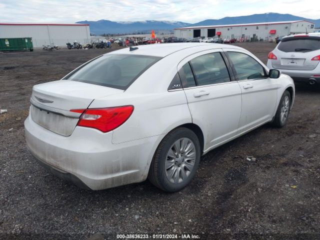 Photo 3 VIN: 1C3CCBAB4EN212429 - CHRYSLER 200 