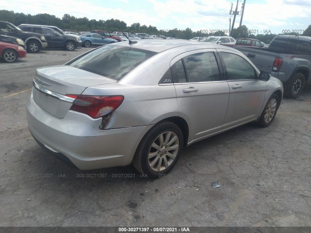 Photo 3 VIN: 1C3CCBAB5CN100798 - CHRYSLER 200 