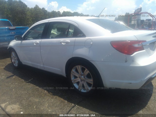 Photo 2 VIN: 1C3CCBAB5DN686047 - CHRYSLER 200 