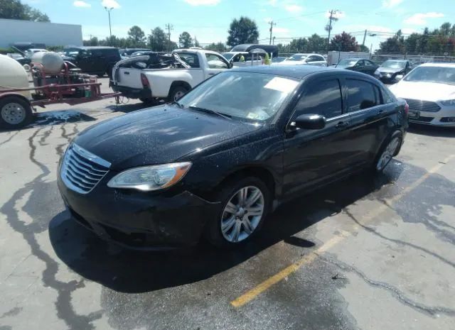 Photo 1 VIN: 1C3CCBAB5DN687070 - CHRYSLER 200 