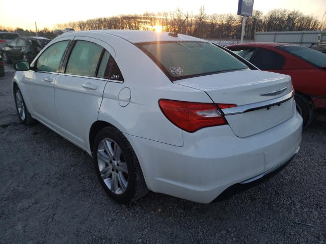 Photo 2 VIN: 1C3CCBAB5DN705762 - CHRYSLER 200 LX 