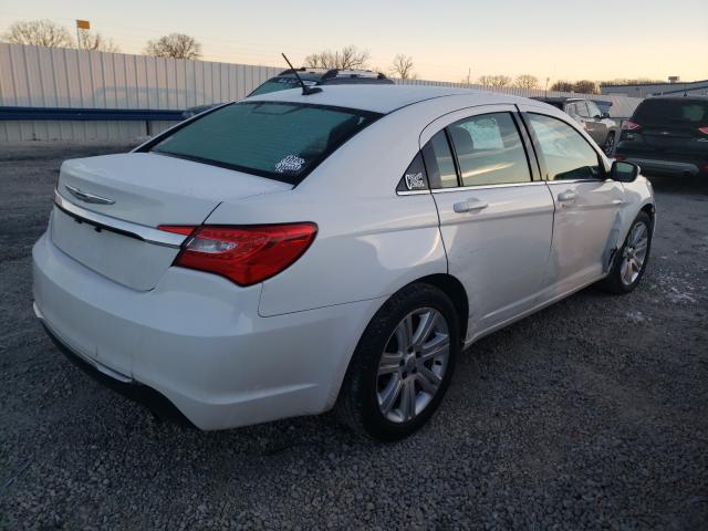 Photo 3 VIN: 1C3CCBAB5DN705762 - CHRYSLER 200 LX 