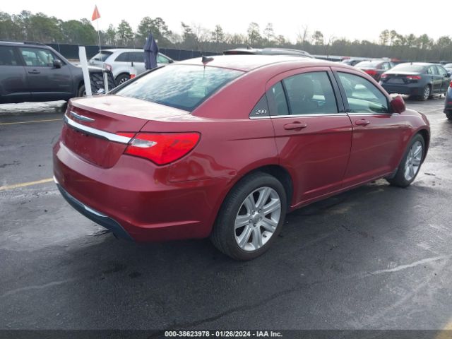 Photo 3 VIN: 1C3CCBAB5DN733190 - CHRYSLER 200 