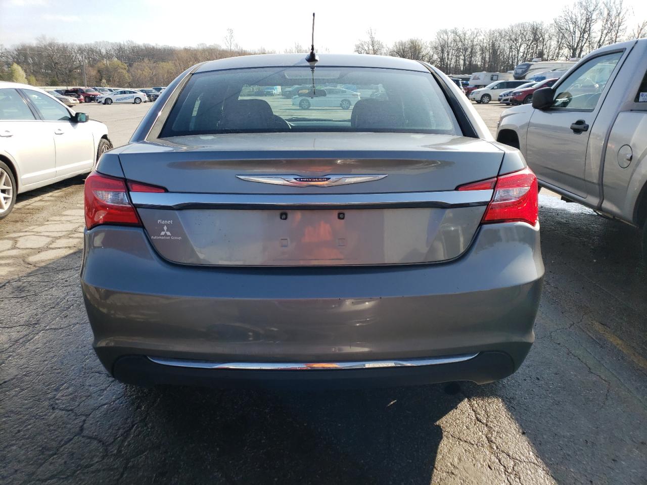 Photo 5 VIN: 1C3CCBAB5DN761815 - CHRYSLER 200 