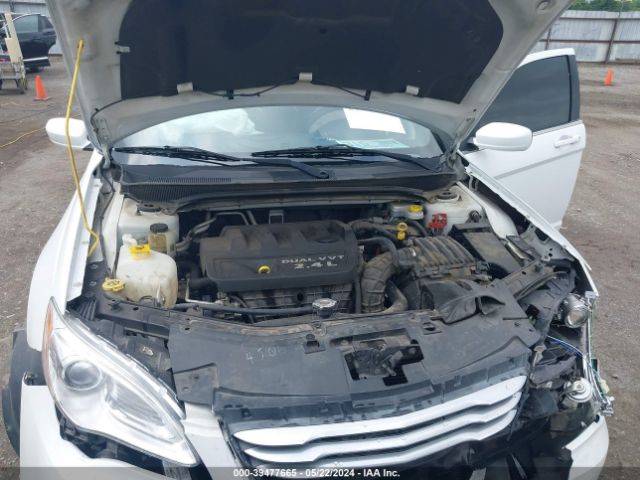 Photo 9 VIN: 1C3CCBAB5EN124179 - CHRYSLER 200 