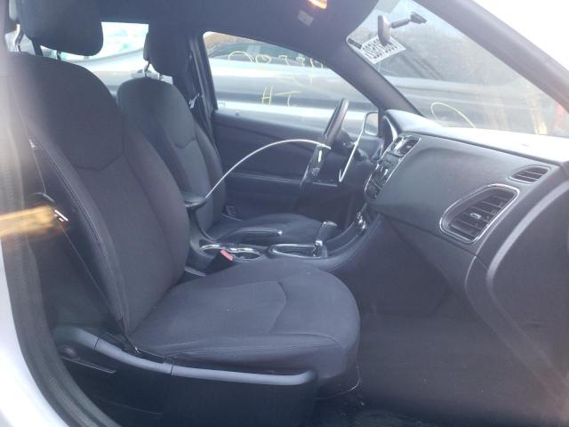 Photo 4 VIN: 1C3CCBAB5EN141838 - CHRYSLER 200 LX 