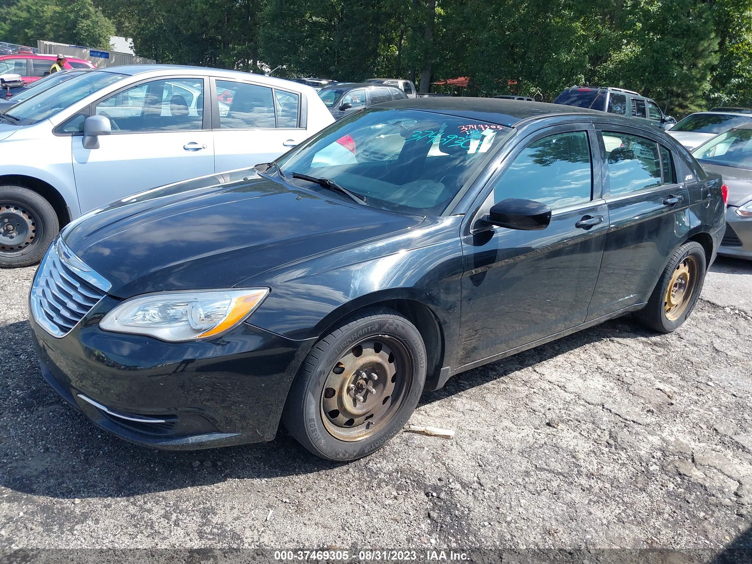 Photo 1 VIN: 1C3CCBAB5EN211855 - CHRYSLER 200 