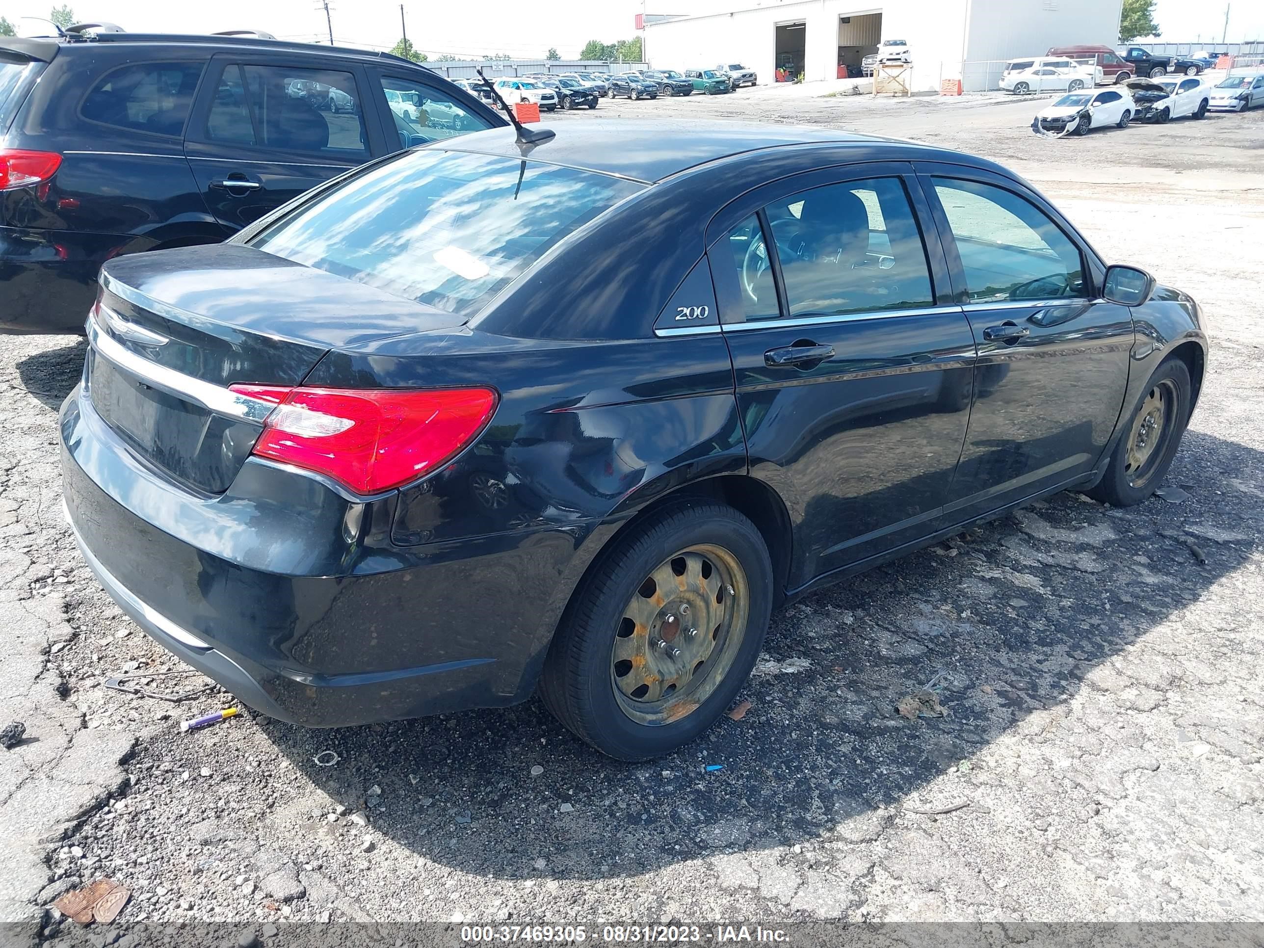 Photo 3 VIN: 1C3CCBAB5EN211855 - CHRYSLER 200 