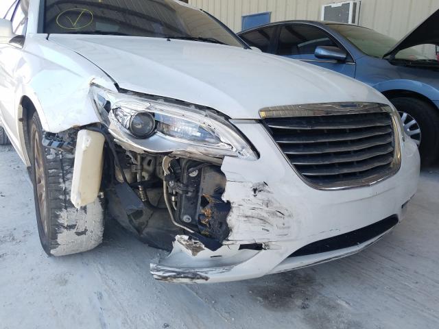 Photo 8 VIN: 1C3CCBAB5EN231426 - CHRYSLER 200 LX 