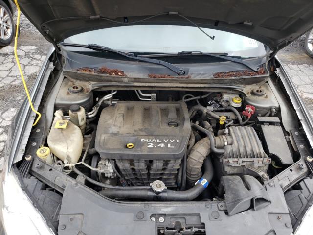 Photo 6 VIN: 1C3CCBAB6CN154417 - CHRYSLER 200 LX 