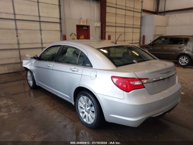 Photo 2 VIN: 1C3CCBAB6CN291521 - CHRYSLER 200 