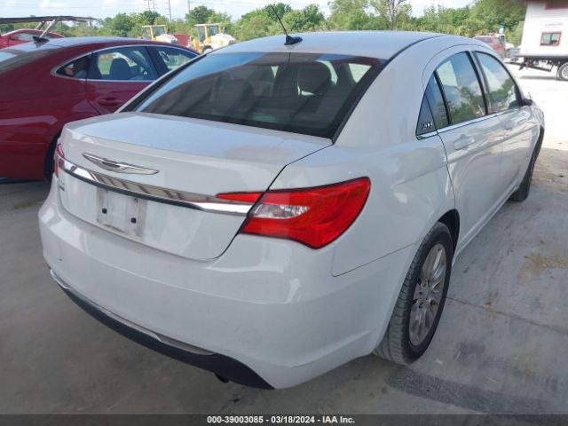 Photo 3 VIN: 1C3CCBAB6DN646589 - CHRYSLER 200 