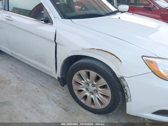 Photo 5 VIN: 1C3CCBAB6DN646589 - CHRYSLER 200 