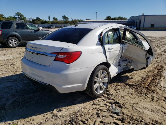 Photo 3 VIN: 1C3CCBAB6DN647533 - CHRYSLER 200 LX 