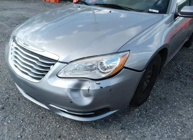 Photo 5 VIN: 1C3CCBAB6EN124398 - CHRYSLER 200 