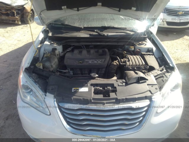 Photo 9 VIN: 1C3CCBAB6EN141363 - CHRYSLER 200 