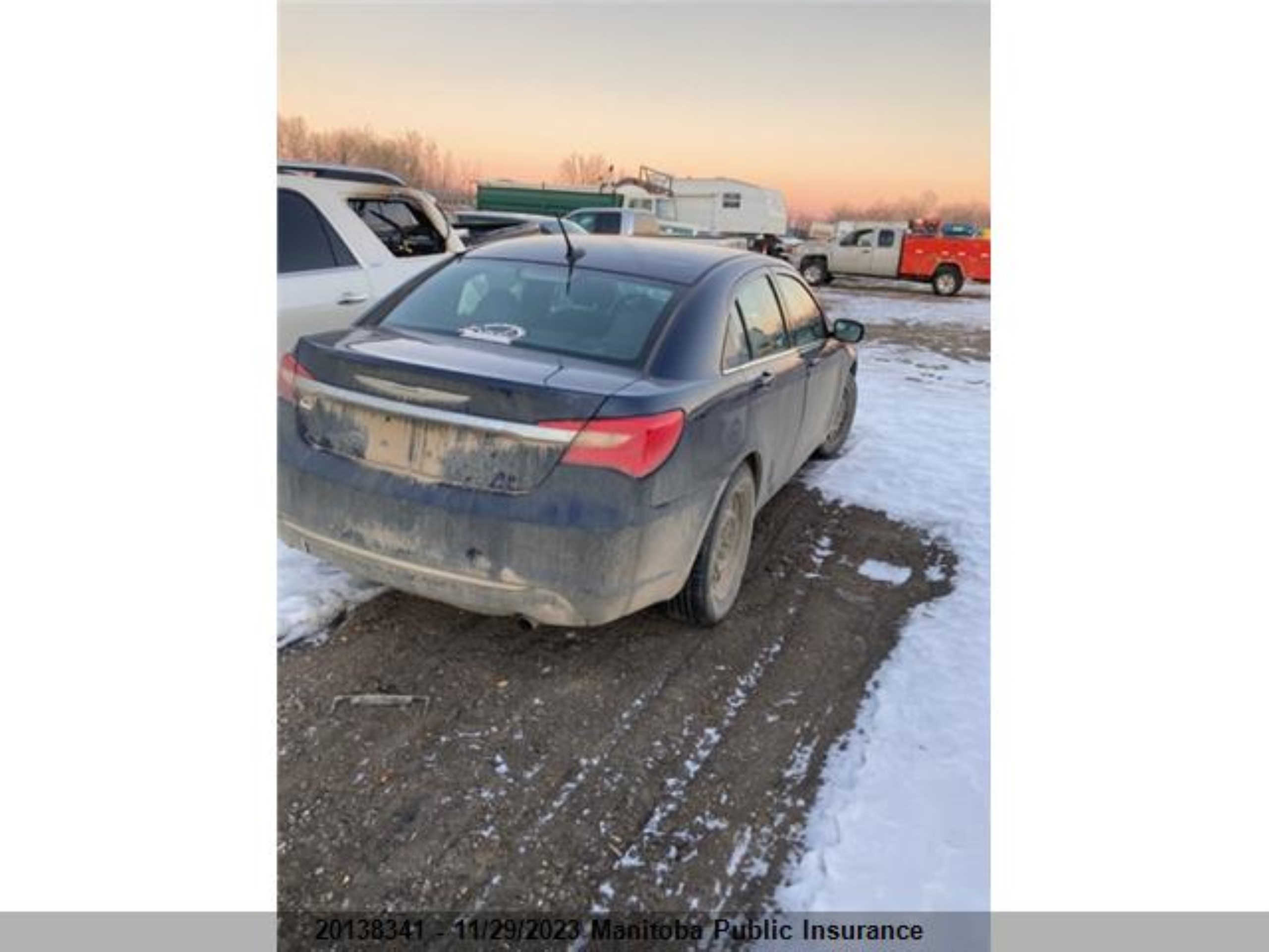 Photo 3 VIN: 1C3CCBAB6EN184777 - CHRYSLER 200 