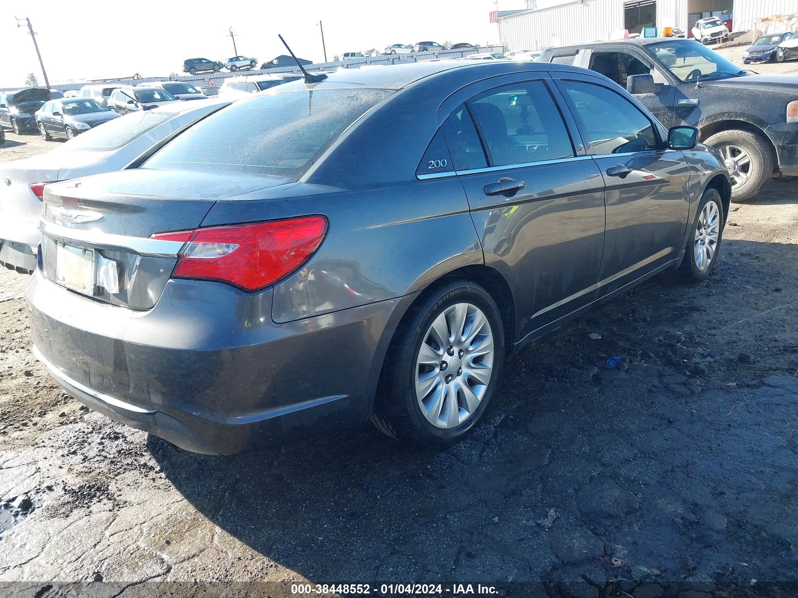 Photo 3 VIN: 1C3CCBAB6EN237090 - CHRYSLER 200 