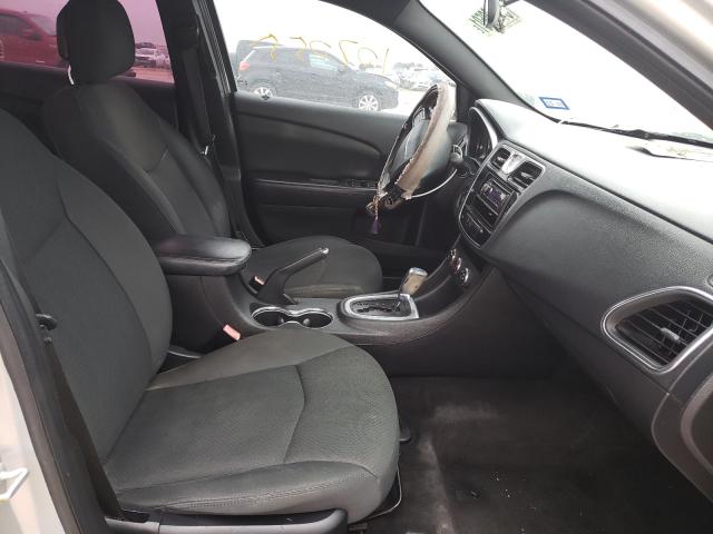 Photo 4 VIN: 1C3CCBAB7CN100477 - CHRYSLER 200 LX 