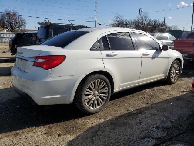 Photo 2 VIN: 1C3CCBAB7CN104979 - CHRYSLER 200 LX 