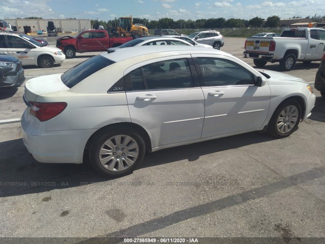 Photo 3 VIN: 1C3CCBAB7CN246426 - CHRYSLER 200 