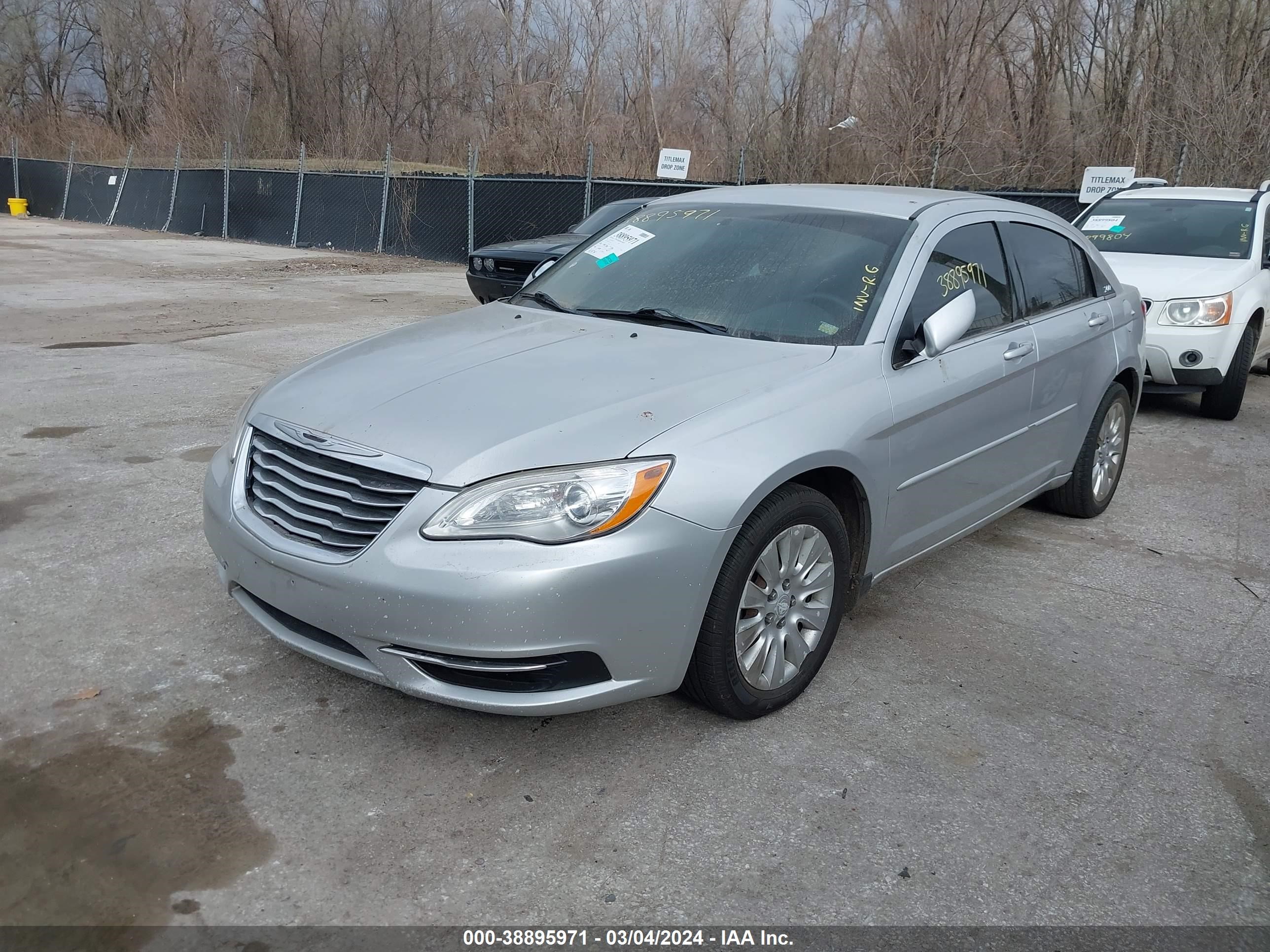 Photo 1 VIN: 1C3CCBAB7CN271584 - CHRYSLER 200 