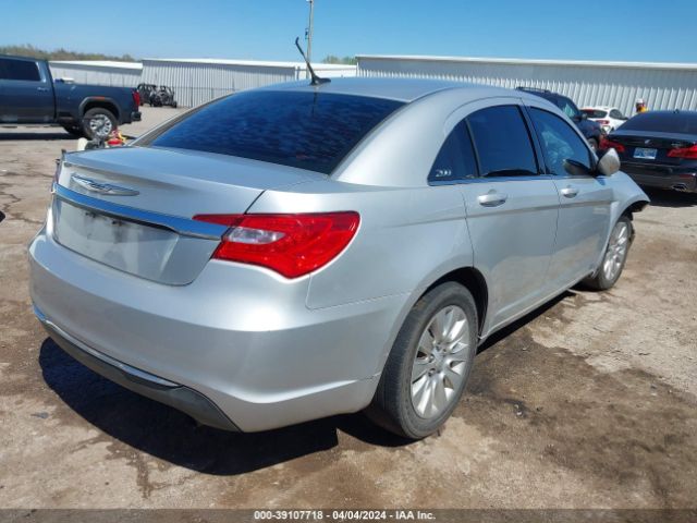 Photo 3 VIN: 1C3CCBAB7CN305877 - CHRYSLER 200 