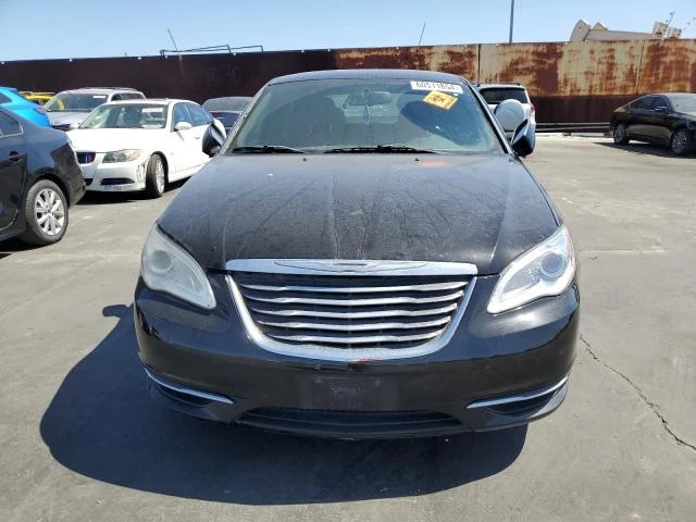 Photo 4 VIN: 1C3CCBAB7DN573796 - CHRYSLER 200 LX 