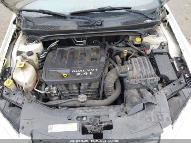 Photo 9 VIN: 1C3CCBAB7DN671470 - CHRYSLER 200 