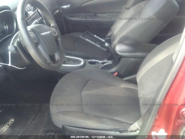 Photo 4 VIN: 1C3CCBAB7EN210125 - CHRYSLER 200 