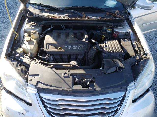 Photo 6 VIN: 1C3CCBAB8CN246600 - CHRYSLER 200 LX 