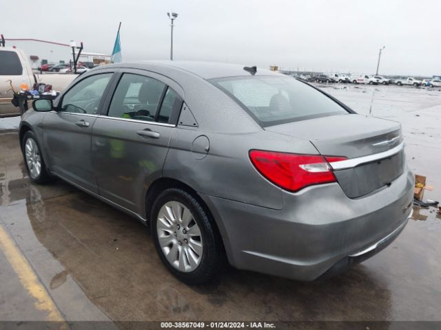 Photo 2 VIN: 1C3CCBAB8CN305080 - CHRYSLER 200 