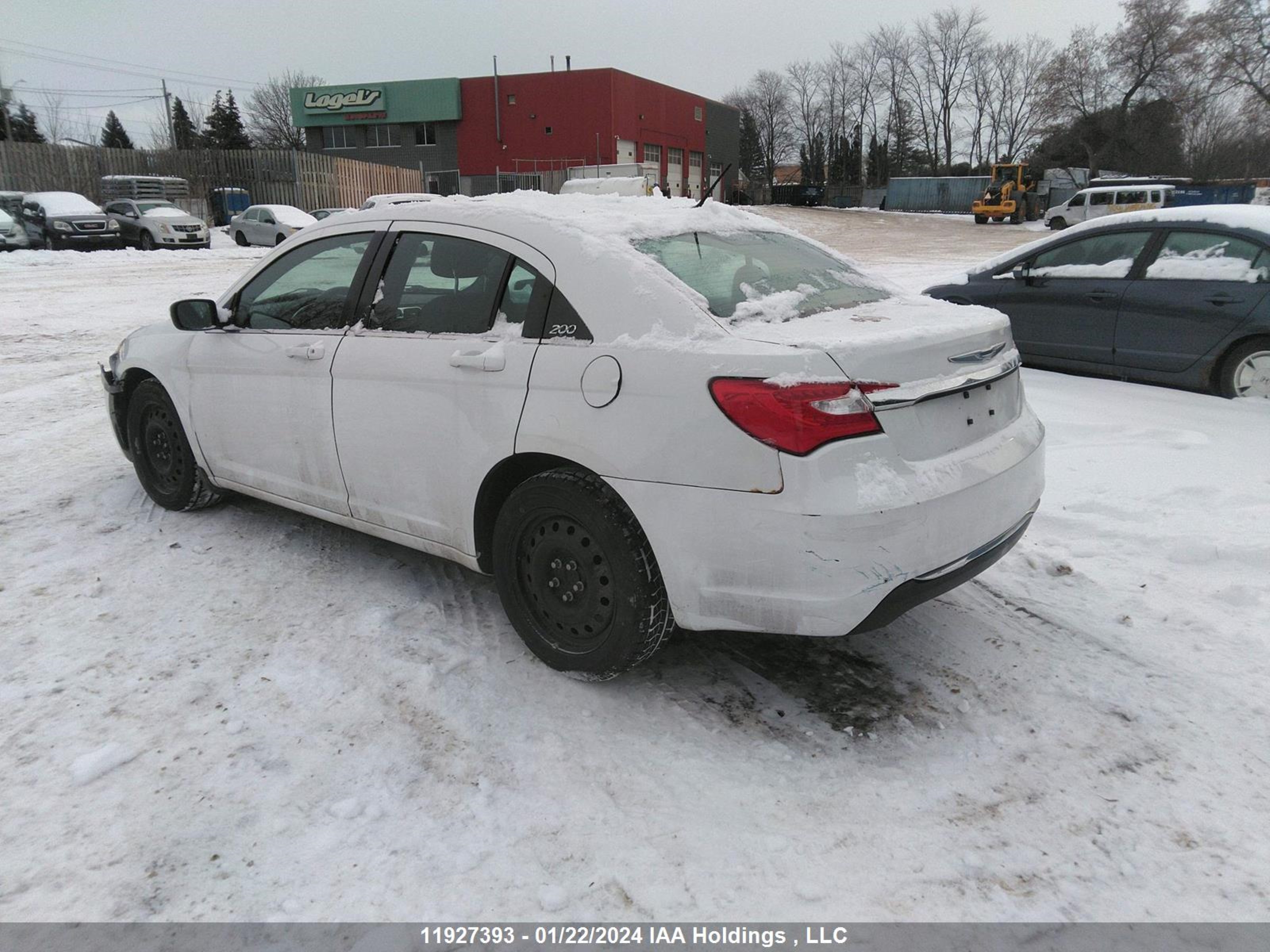 Photo 2 VIN: 1C3CCBAB8DN634668 - CHRYSLER 200 