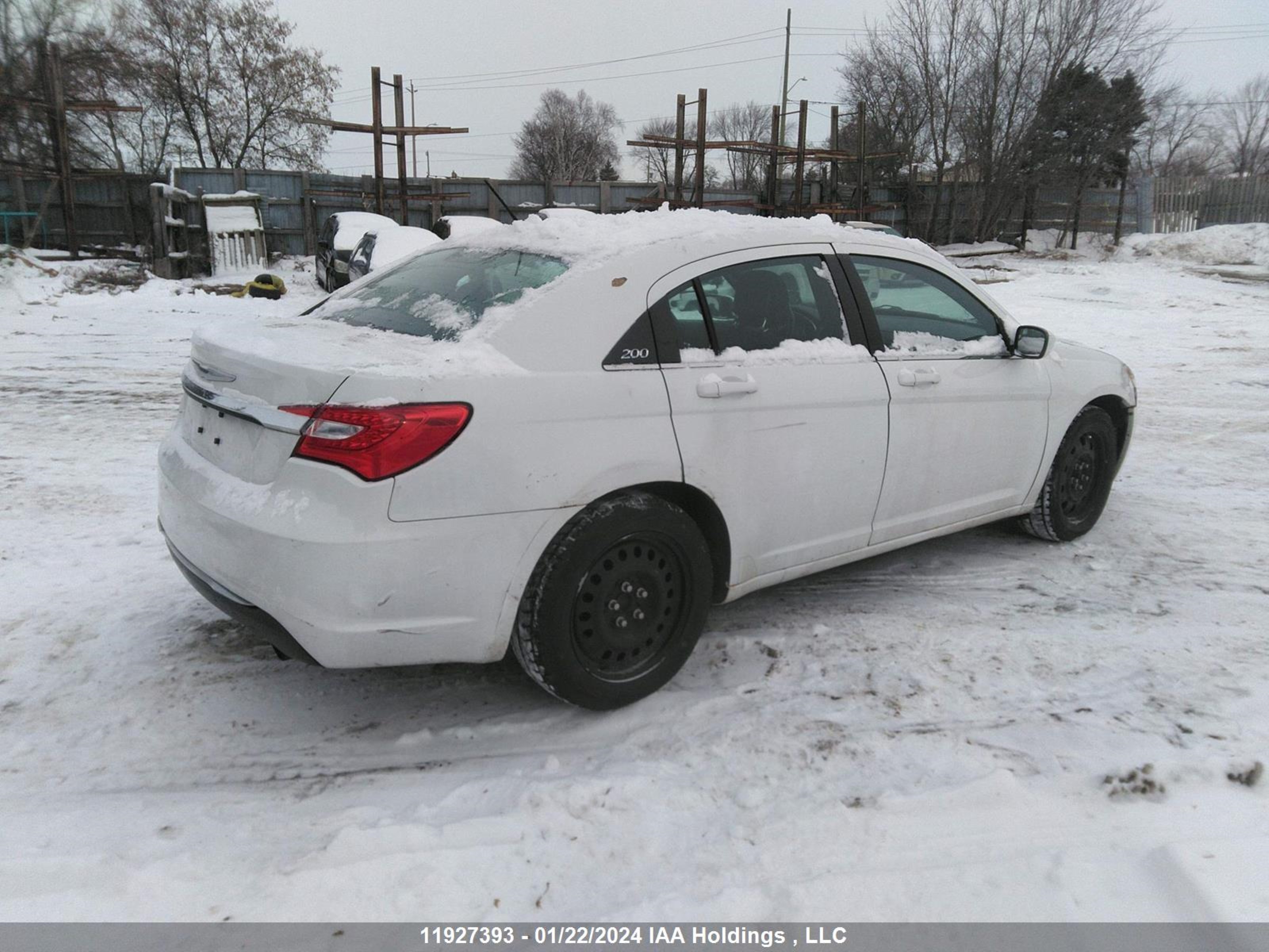 Photo 3 VIN: 1C3CCBAB8DN634668 - CHRYSLER 200 