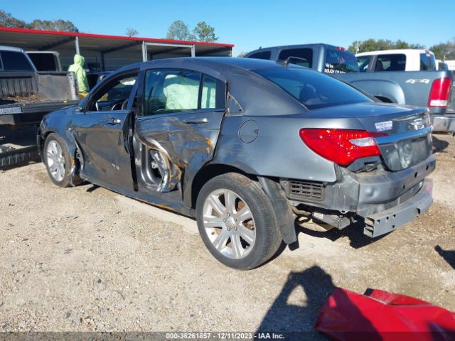 Photo 2 VIN: 1C3CCBAB8DN640258 - CHRYSLER 200 