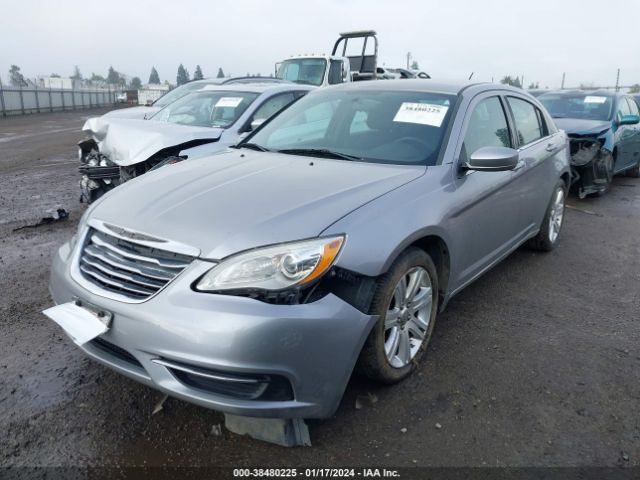 Photo 1 VIN: 1C3CCBAB8DN647940 - CHRYSLER 200 